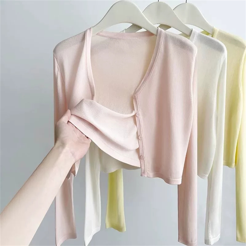 2026 Vêtements coréens pour femmes, Manteau court d'été en soie glacée, protection contre la climatisation, col en V, mode féminine