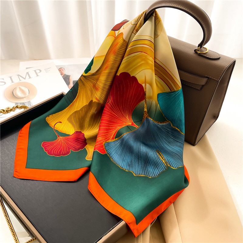 Foulard carré en soie feuille de Ginkgo coloré pour femme, foulard de luxe, bandeau, cravate, bandes de cheveux, nouvelle collection printemps été