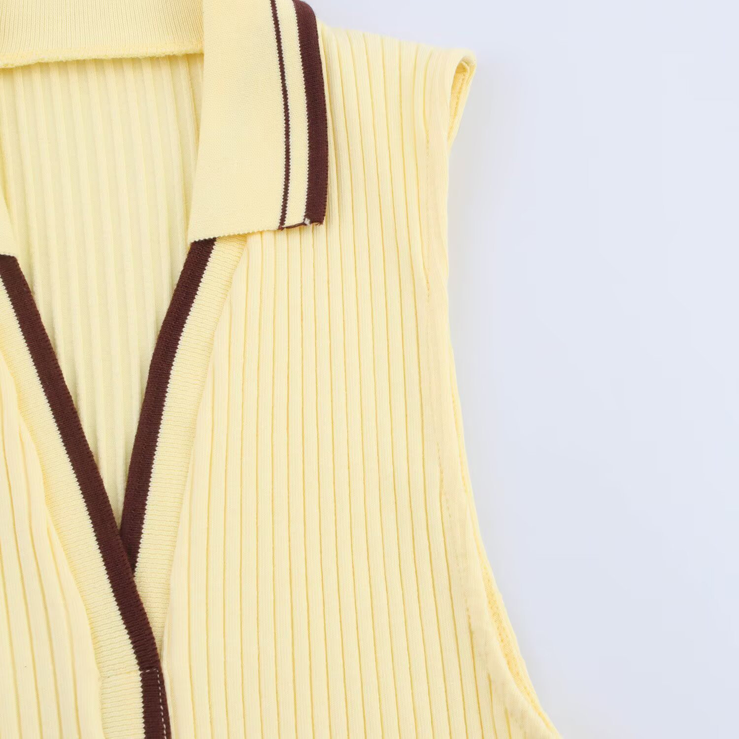 Été nouveau Style de mode côtelé sans manches col Polo T-shirt Style sportif Polo petit gilet haut vêtements pour femmes
