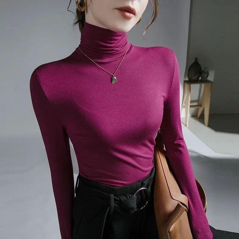 Femme T-shirt col roulé vêtements maigres 2025 haut noir pour femmes violet T-shirt Grunge T-shirt esthétique Simple pas cher élégant années 2000