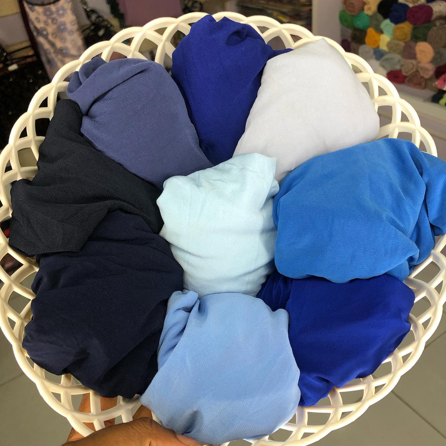 2025 foulard Hijab musulman avec fermeture éclair plaine bulle en mousseline de soie prêt à porter voile Hijab Wrap châles solides foulard Turban Ramadan
