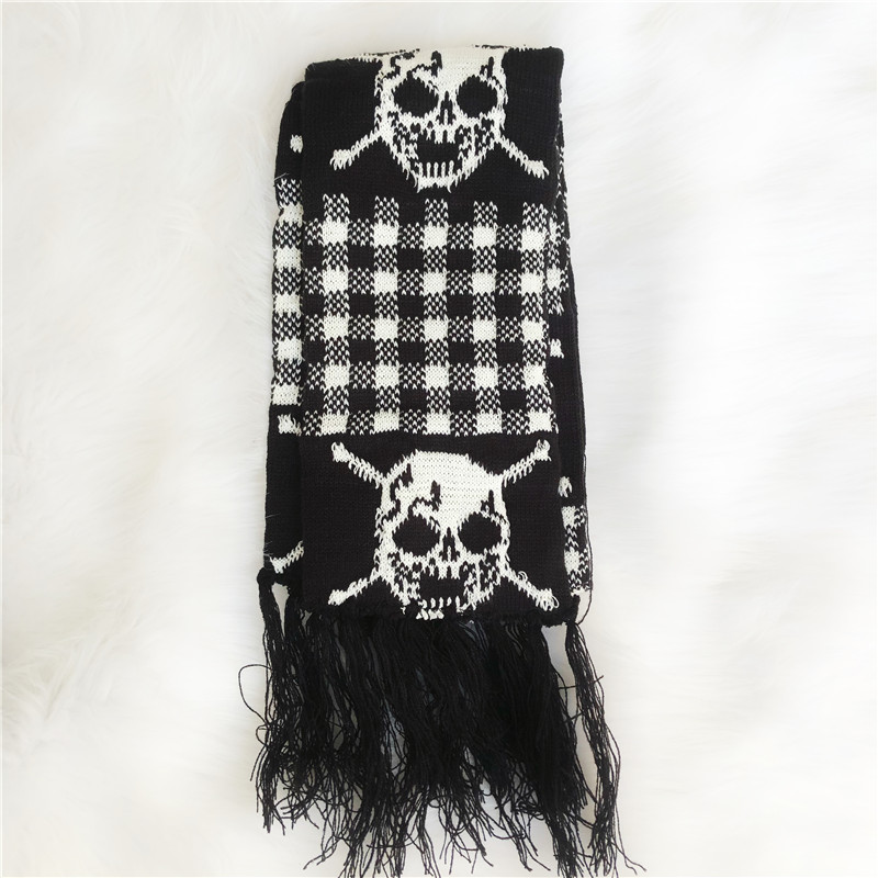 Écharpe Hip Hop unisexe pour femmes et hommes, marque de luxe, châle tricoté, chaud d'hiver, Design tête de mort, longue frange enveloppante