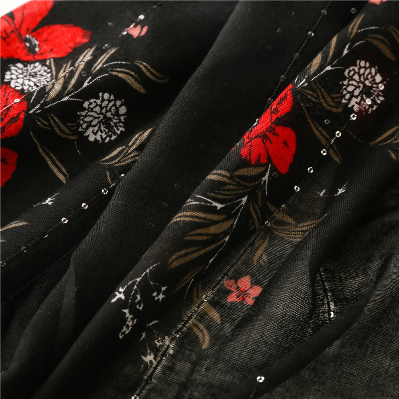2026 automne belle noir Floral paillettes gland Viscose châle écharpe haute qualité impression doux Foulards musulman Hijab Sjaal 180*90Cm