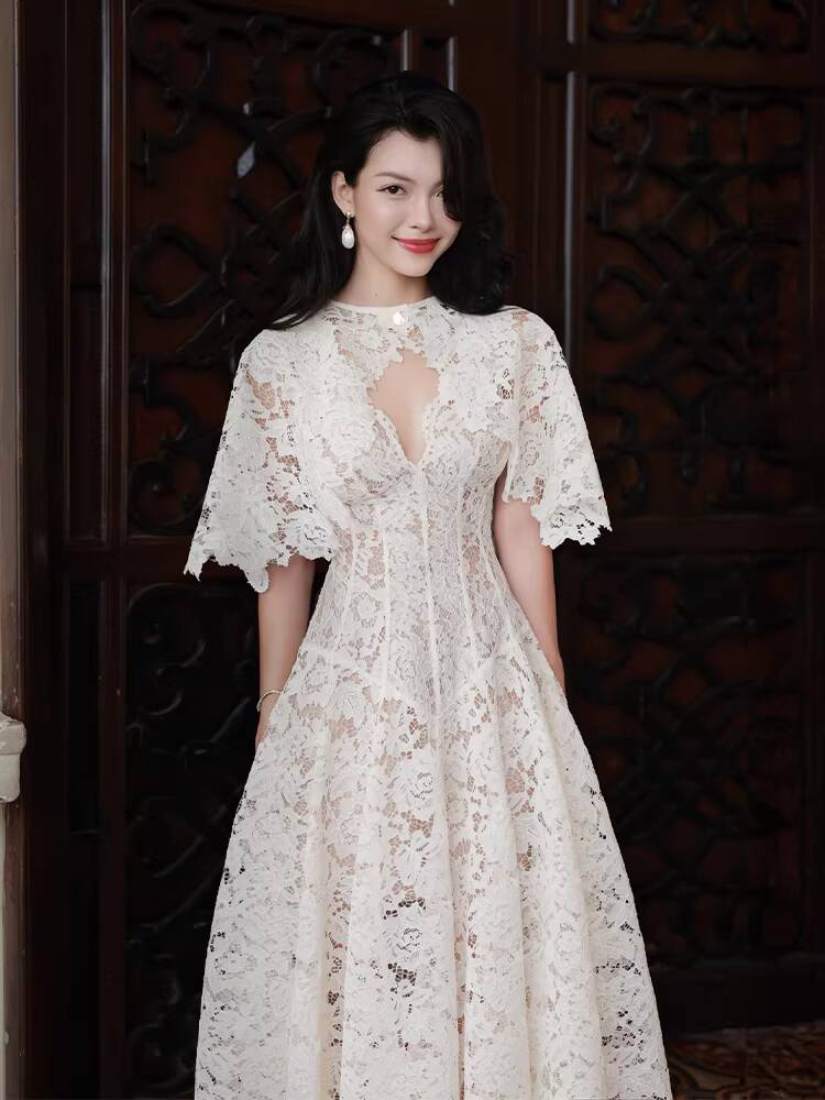 Robe de soirée élégante QMQA pour femme, broderie dentelle, taille haute, amincissante, avec châle, nouvelle collection 2026 QM1185