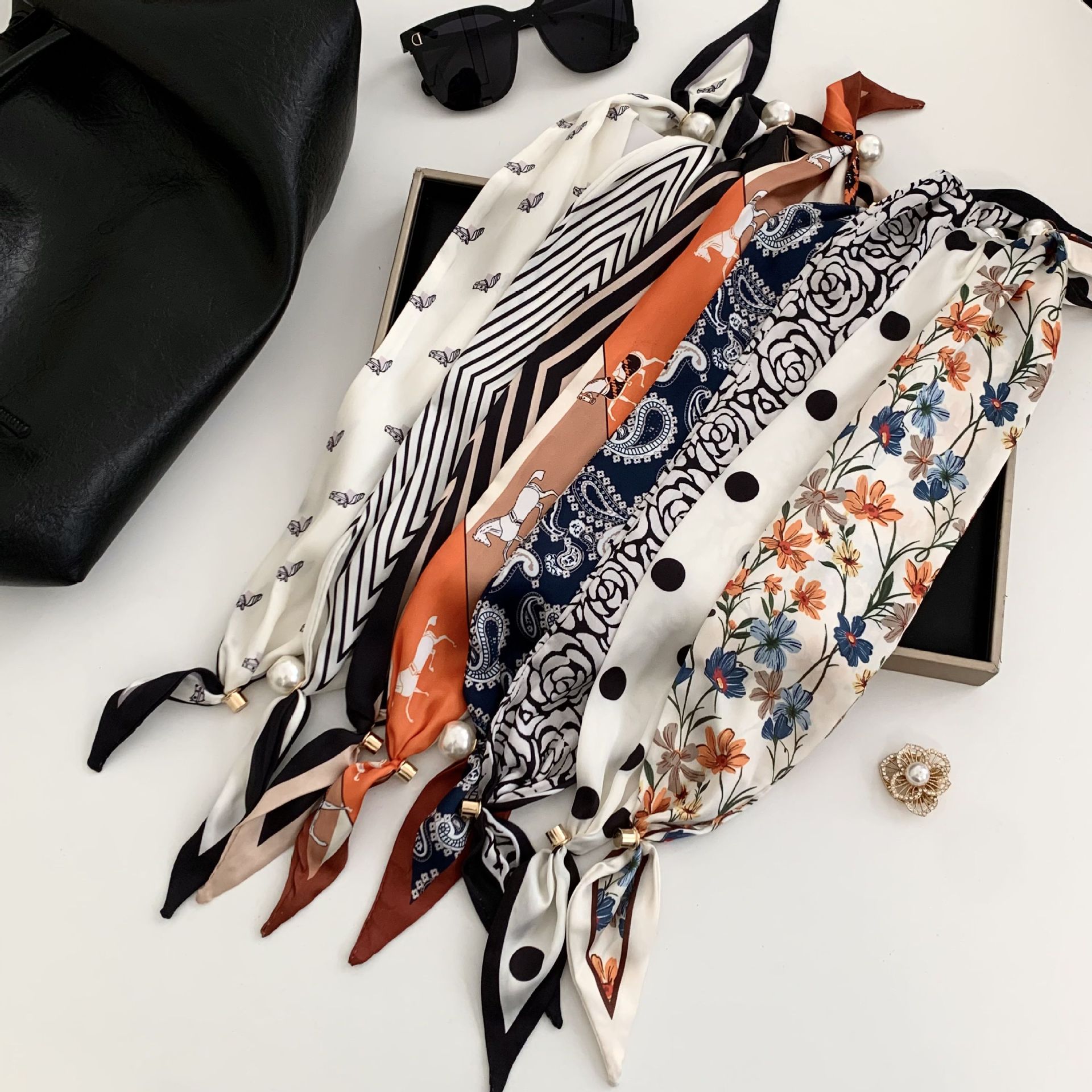 Foulard en soie motif fleur de cajou pour femme, léger et polyvalent, style bandana, pour le quotidien, le bureau, les fêtes, les vacances, style bohème