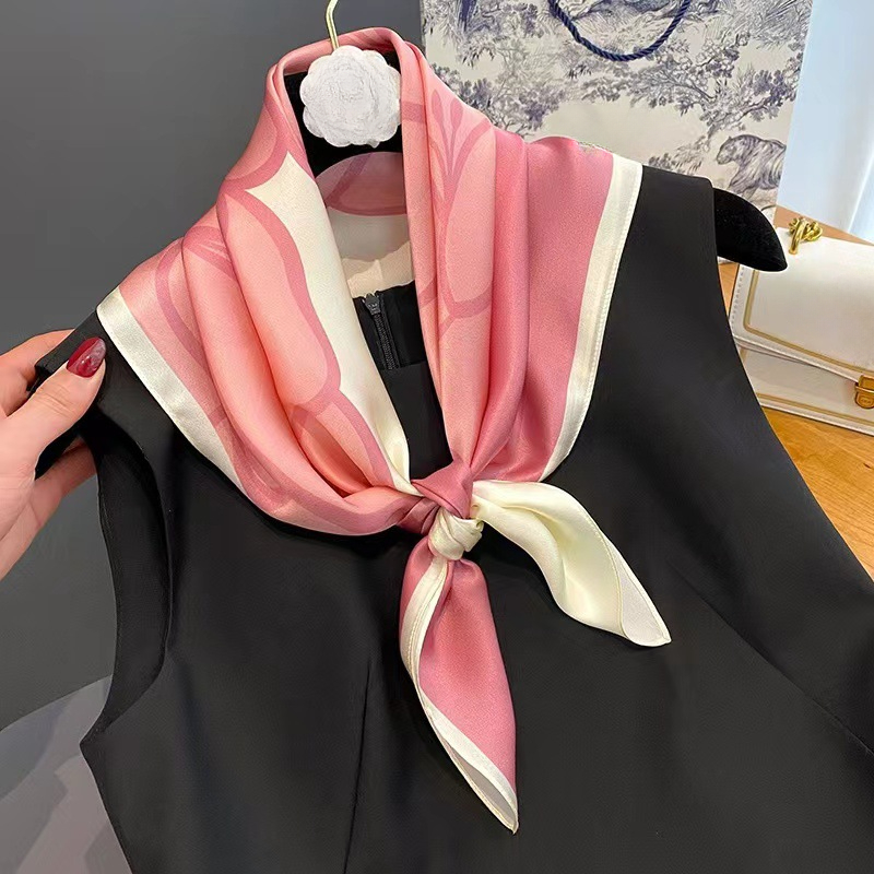 Écharpe carrée à fleurs roses pour femmes, bandeau de sauna imprimé doux, châle de vacances, bandana de décoration à la mode, printemps et été, 70x70cm
