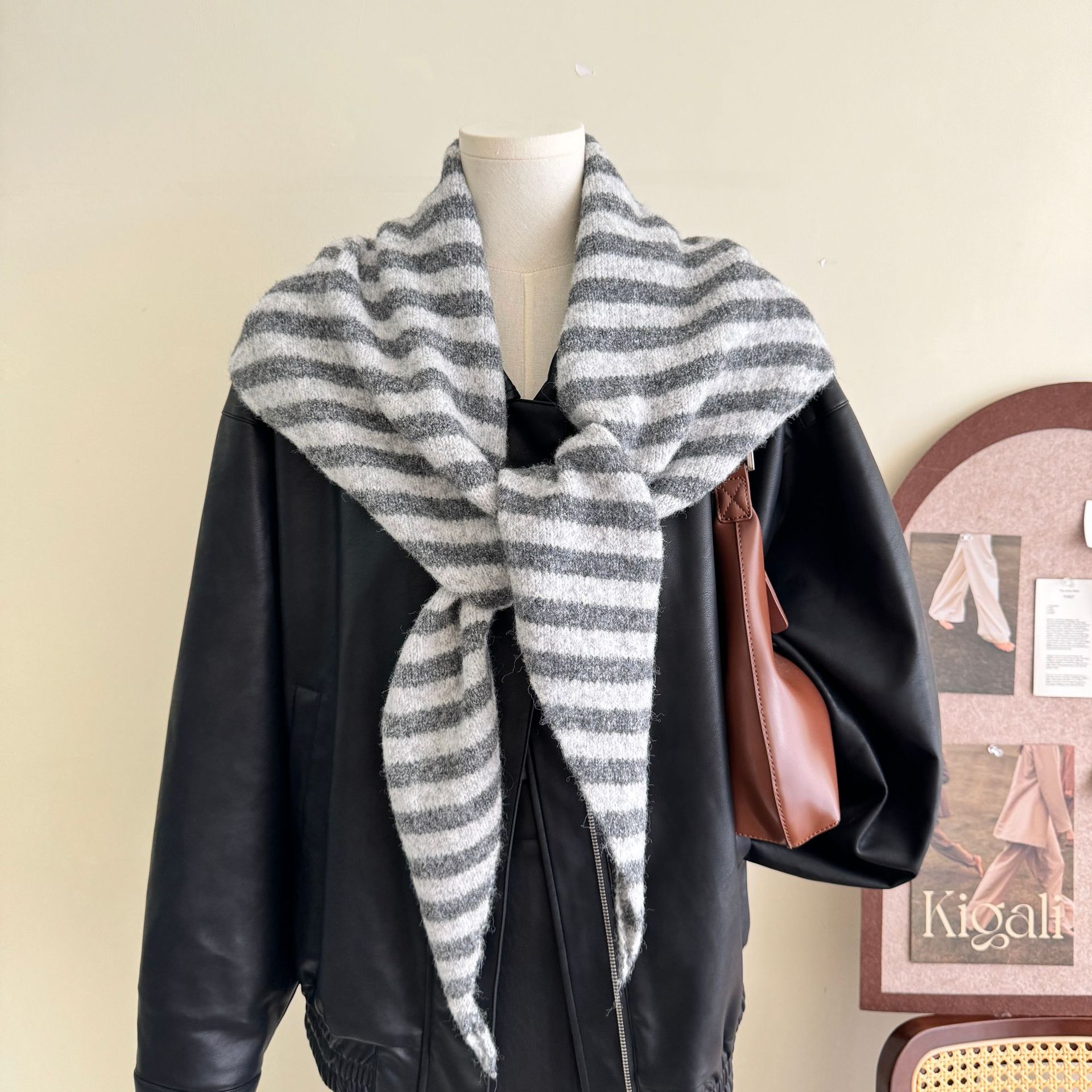 Mode femmes laine-mélange tricoté rayé Triangle écharpe hiver chaud dame châle couverture Bandana polyvalent écharpes