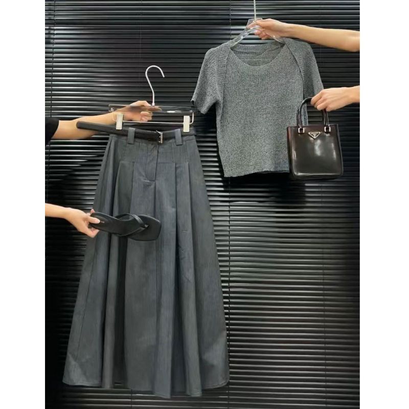 Jupe longue plissée à manches courtes pour femmes, mode coréenne, vêtements d'été, col carré, haut slim, ligne A, ensemble deux pièces