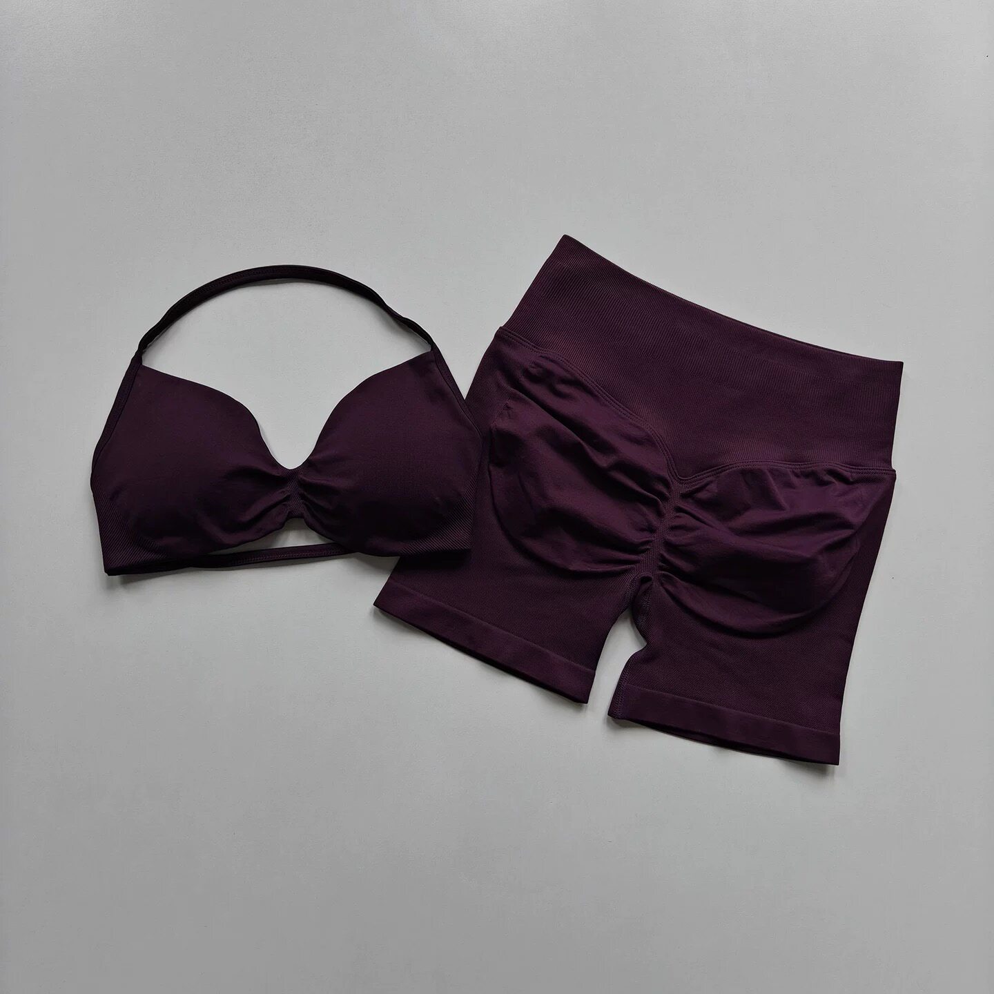 Ensemble de yoga pour femmes, fitness, respirant, séchage rapide, dos élégant, sous-vêtements froncés, taille haute, short rehausseur de hanches