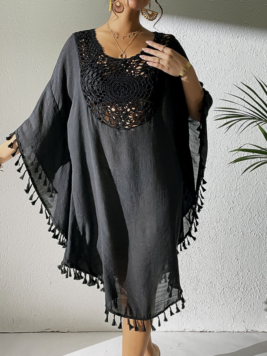 Robe de plage courte en tricot et crochet pour les vacances, style smock sexy, avec empiècements couleur unie et petits pompons, protection solaire