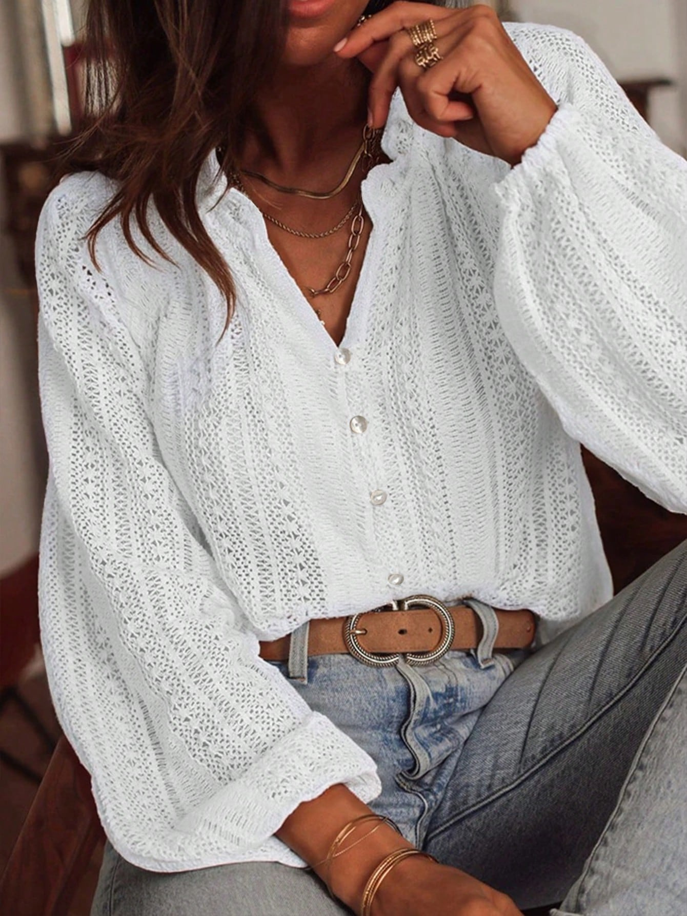 Chemise ample à manches longues pour femmes, mode assortie avec tout, dentelle creuse, col en v, chemisiers à rupture unique, printemps et automne 2025