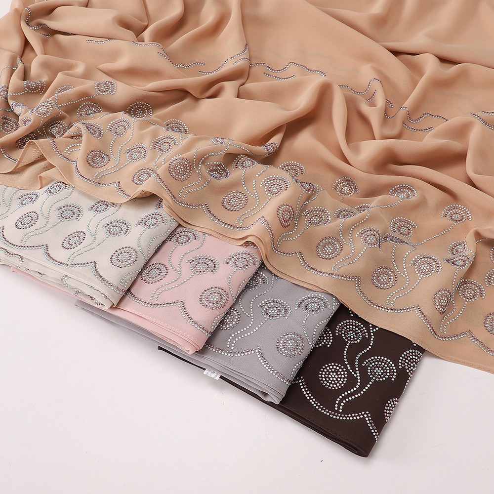 Hijab musulman en mousseline de soie orné de strass floraux, écharpe longue et douce, voile islamique, châle de mariage.