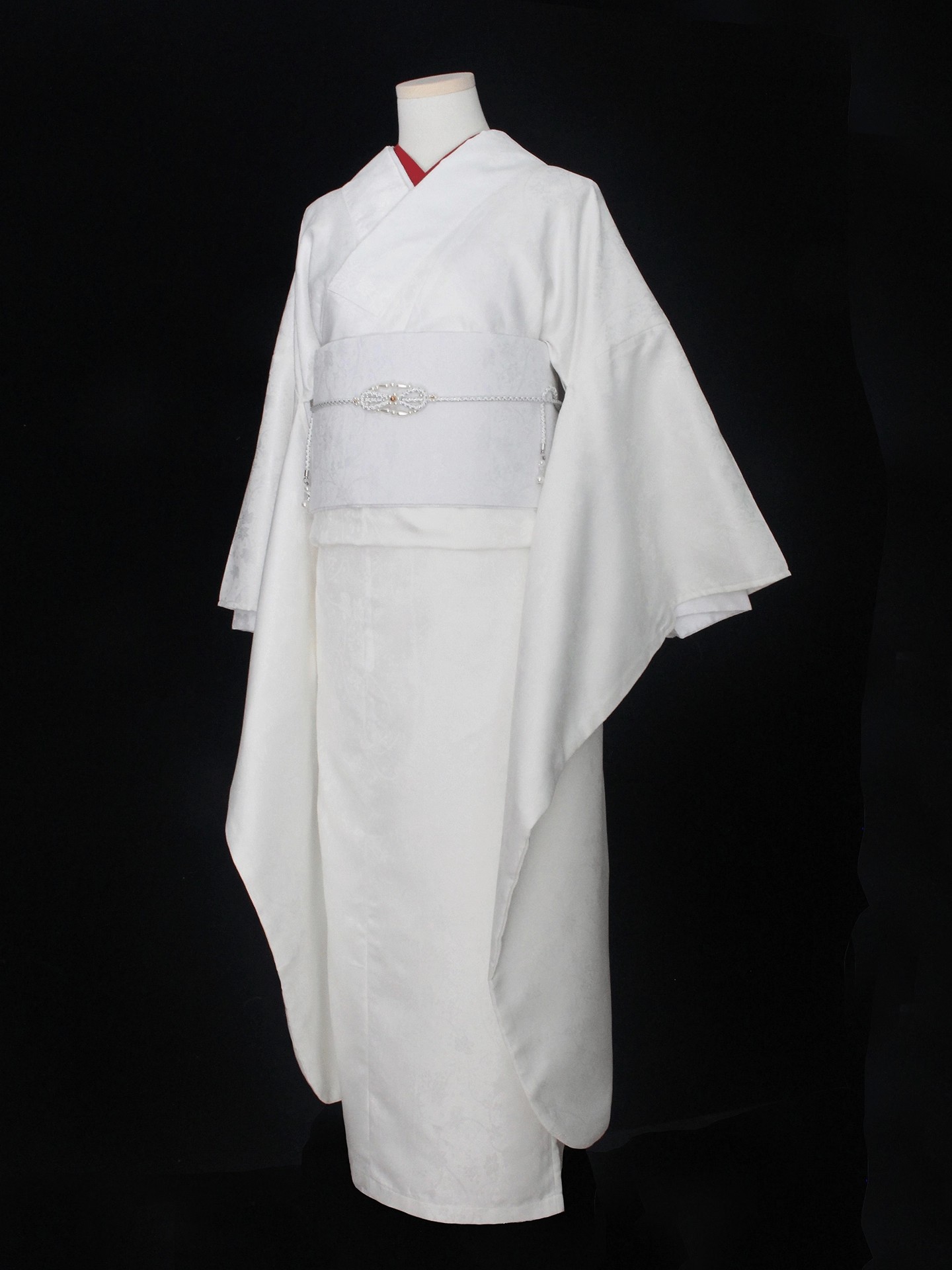 Kimono traditionnel japonais de couleur blanche pour femmes, imprimé foncé, Costume de Cosplay Yukata, robe de photographie