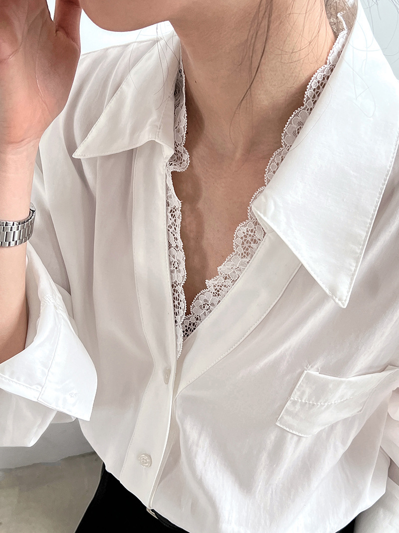 Chemise à col en dentelle et patchwork pour femme, nouveau style printemps, haut de gamme, élégant et raffiné.