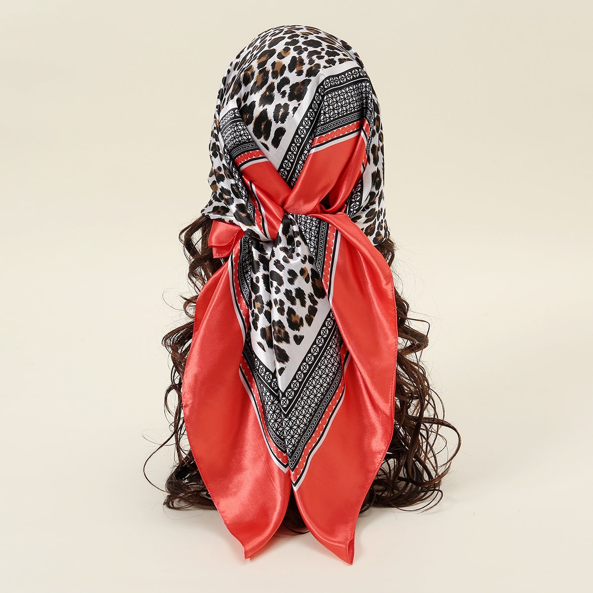 Foulard carré imprimé léopard pour femmes, 90x90cm, sensation de soie, écharpe en Satin, Hijabs rétro vin rouge, enveloppes pour cheveux, cadre coloré, Turban Floral