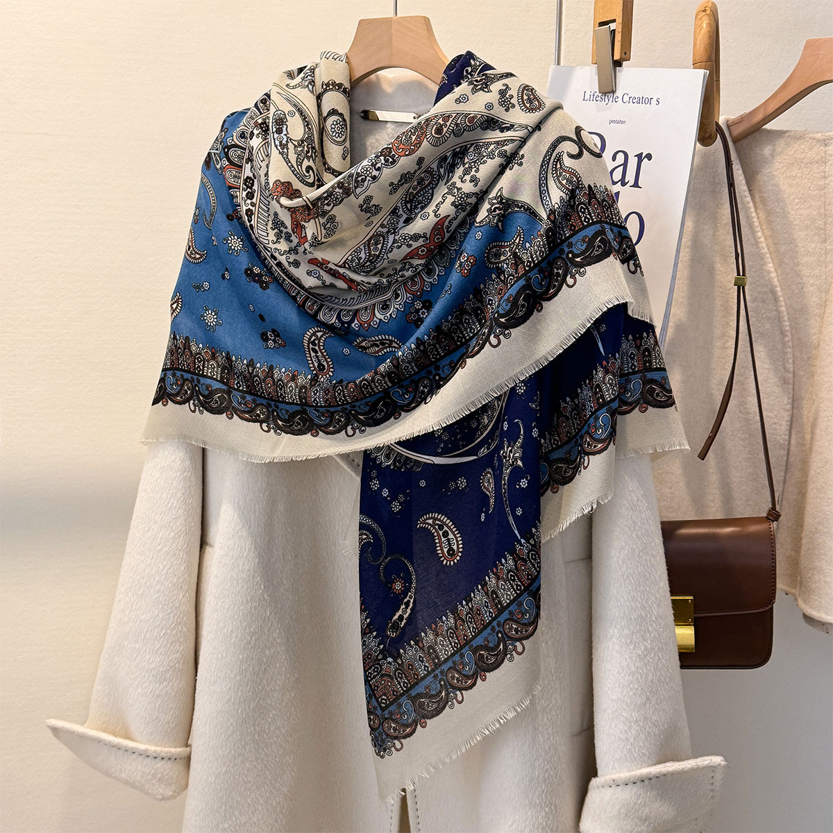 Écharpes de plage 130*130cm, grand châle pour femmes, écharpe carrée imprimée paisley de luxe, écharpes respirantes d'été, bandanas, hijab élégant