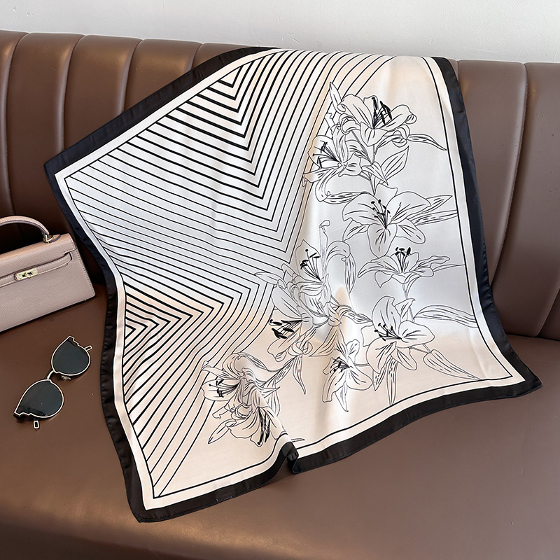 Écharpe de cou en Satin doux Imitation soie pour femmes, écharpe carrée respirante à rayures, imprimé floral, nouvelle collection printemps/été 2024
