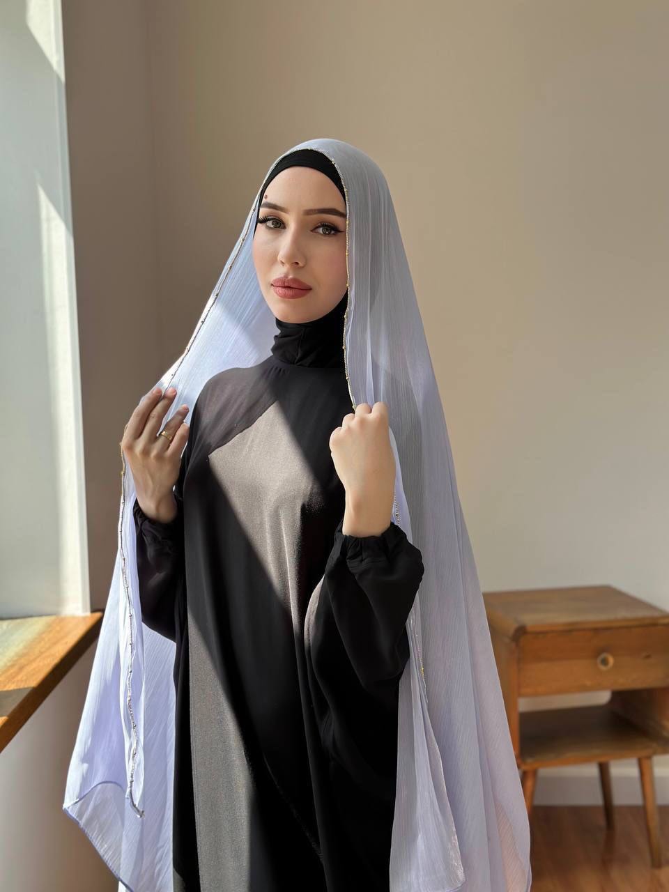 Hijab élégant en perles dorées pour femmes, foulard musulman en satin brillant, couvre-chef islamique modeste pour Ramadan, Eid, hijab turc