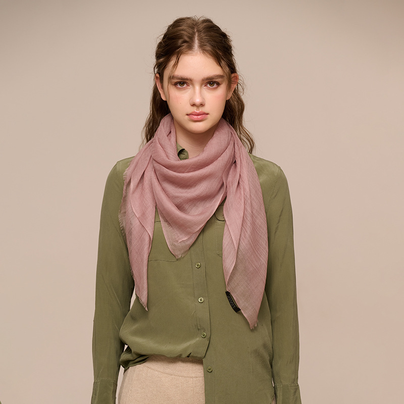 2025 nouvelles femmes cachemire écharpe véritable cachemire Hijab carré Foulard foulards couleur unie doux femme Foulard plage