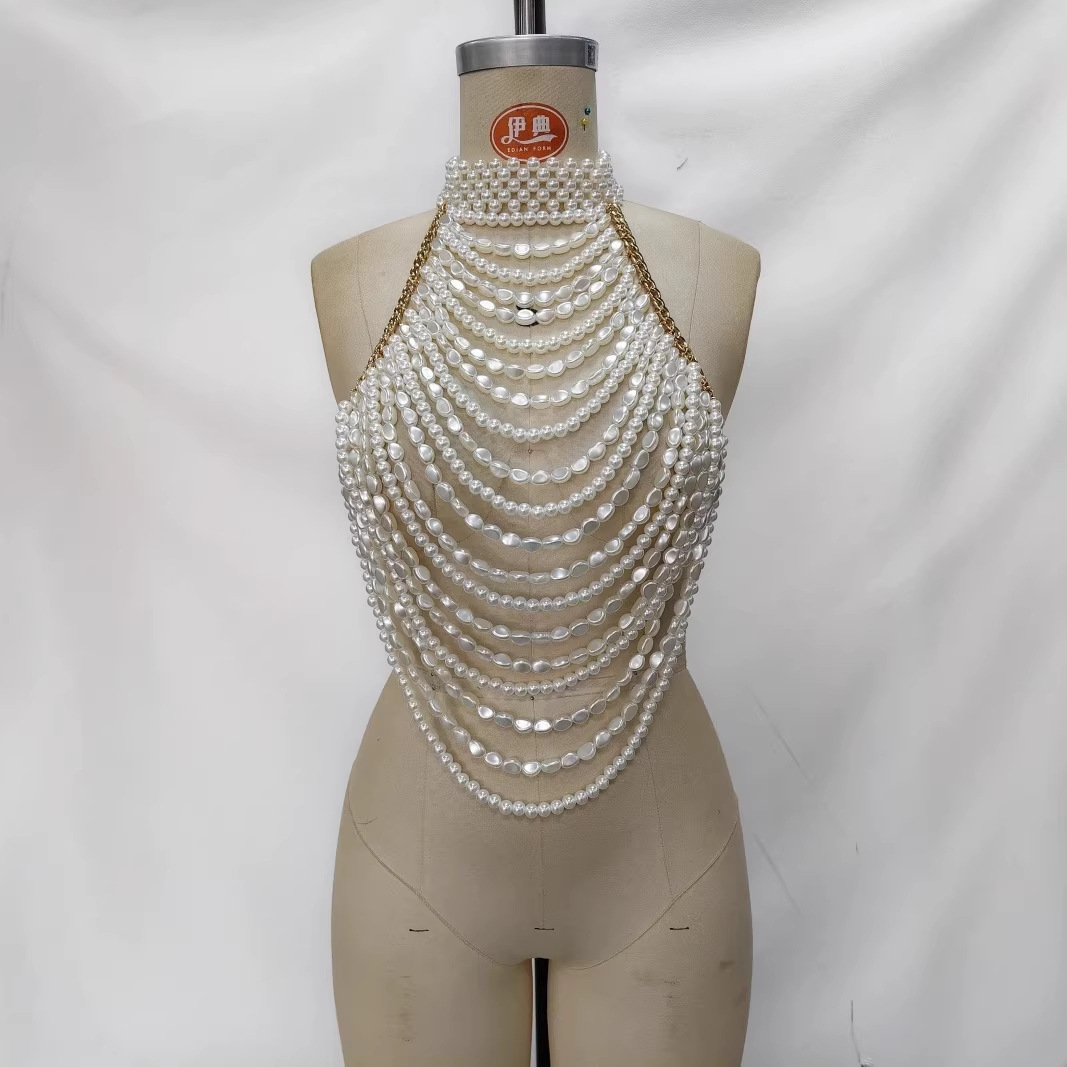 Camisole pour femme en perles, haut à licou, petit haut patchwork fait main, élégance raffinée, petite fragrance, chaîne sans bretelles