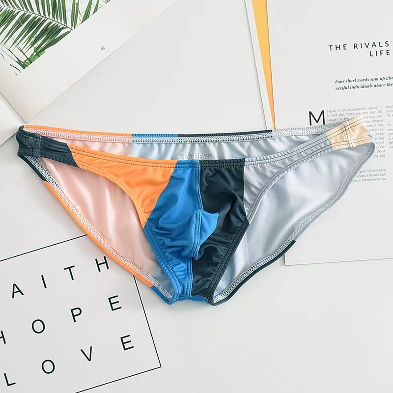 Maillots de bain colorés tendance 2026 pour hommes - Collection Plage 00103