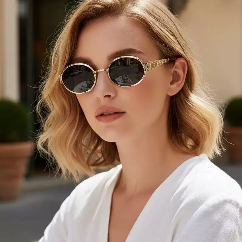 Glamour luxe femmes lunettes de soleil métal ovale marque lunettes de soleil pour dames élégant concepteur nuances UV400