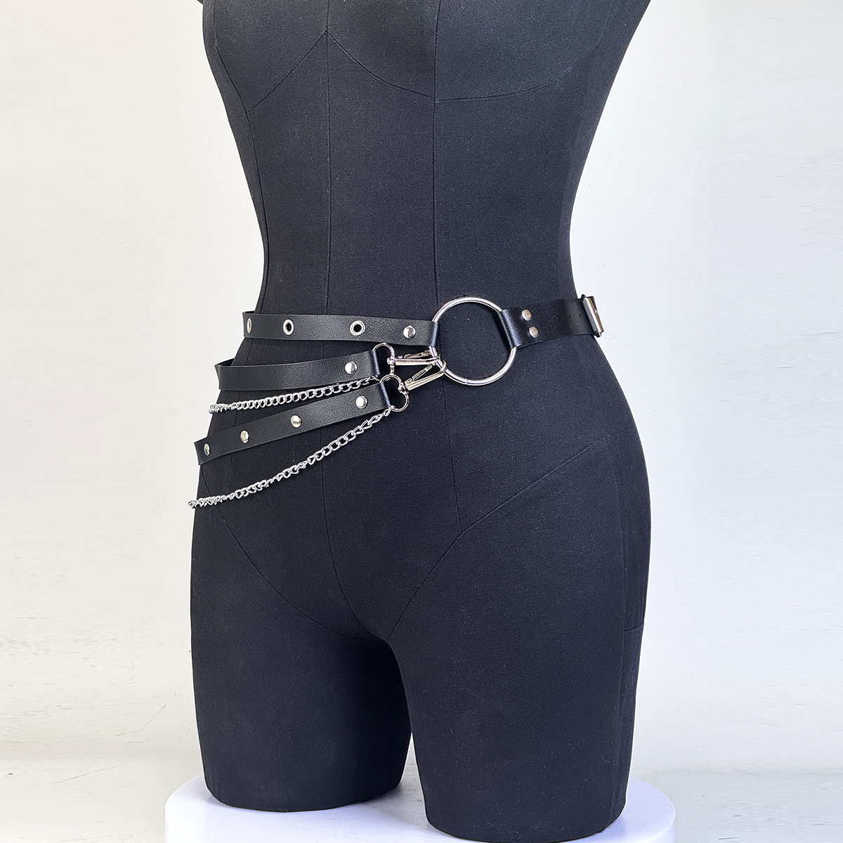 Ceinture en cuir ajustable pour femme, harnais de taille sexy et tendance avec chaîne, accessoire gothique, bijoux de festival pour filles, cadeau