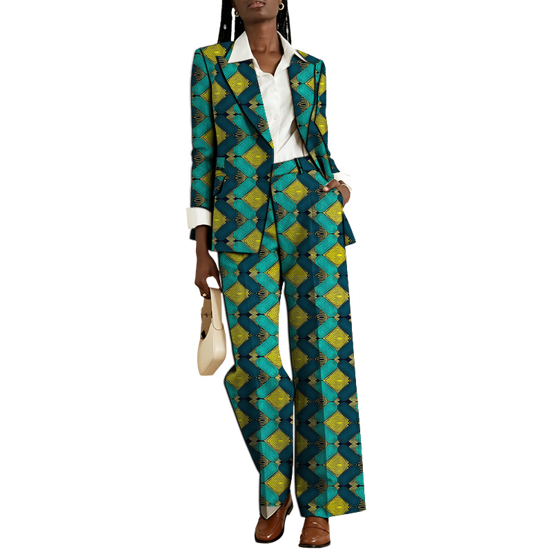 Costume pour femme de conception originale, blazer avec pantalon, couture africaine, ensemble pour mariage/fête, tenue Ankara, tenue formelle, sur mesure