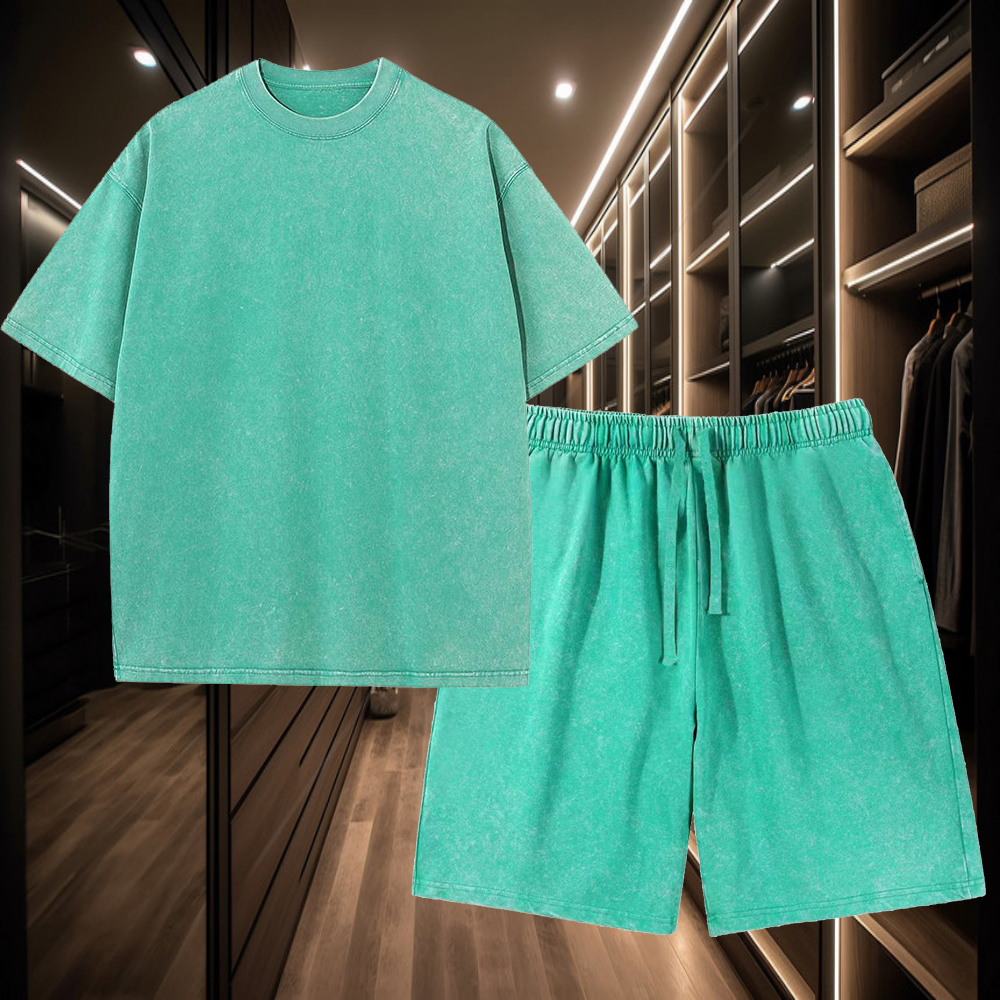 Ensemble de t-shirts 2 pièces en pur coton pour hommes, comprenant un haut de t-shirt délavé et un short ample avec cordons de serrage, parfait pour les occasions décontractées.