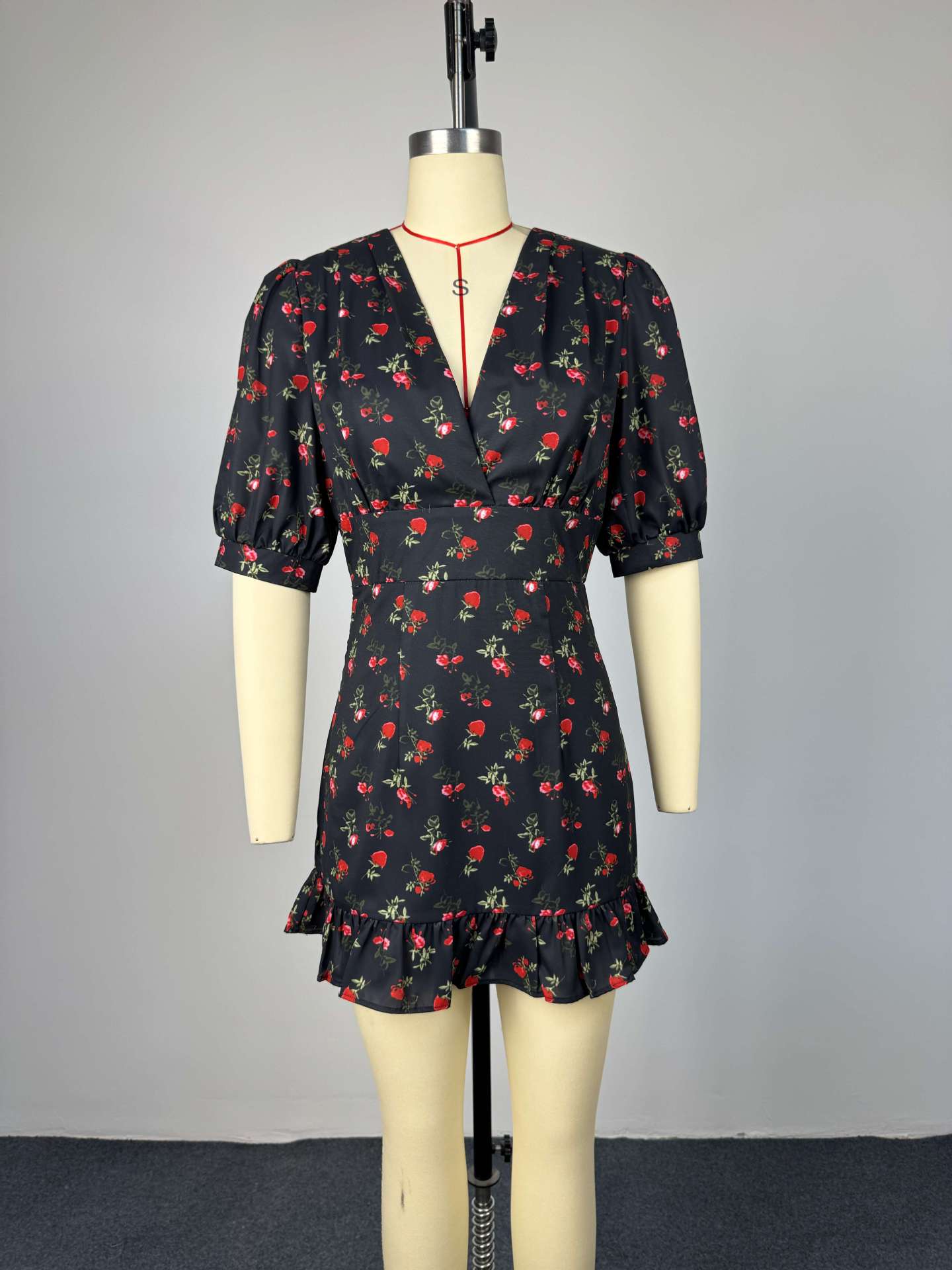 Robe Courte Femme Printemps 2026 Nouvelle Collection Imprimée Manches Bulles Volants Style Frais et Doux