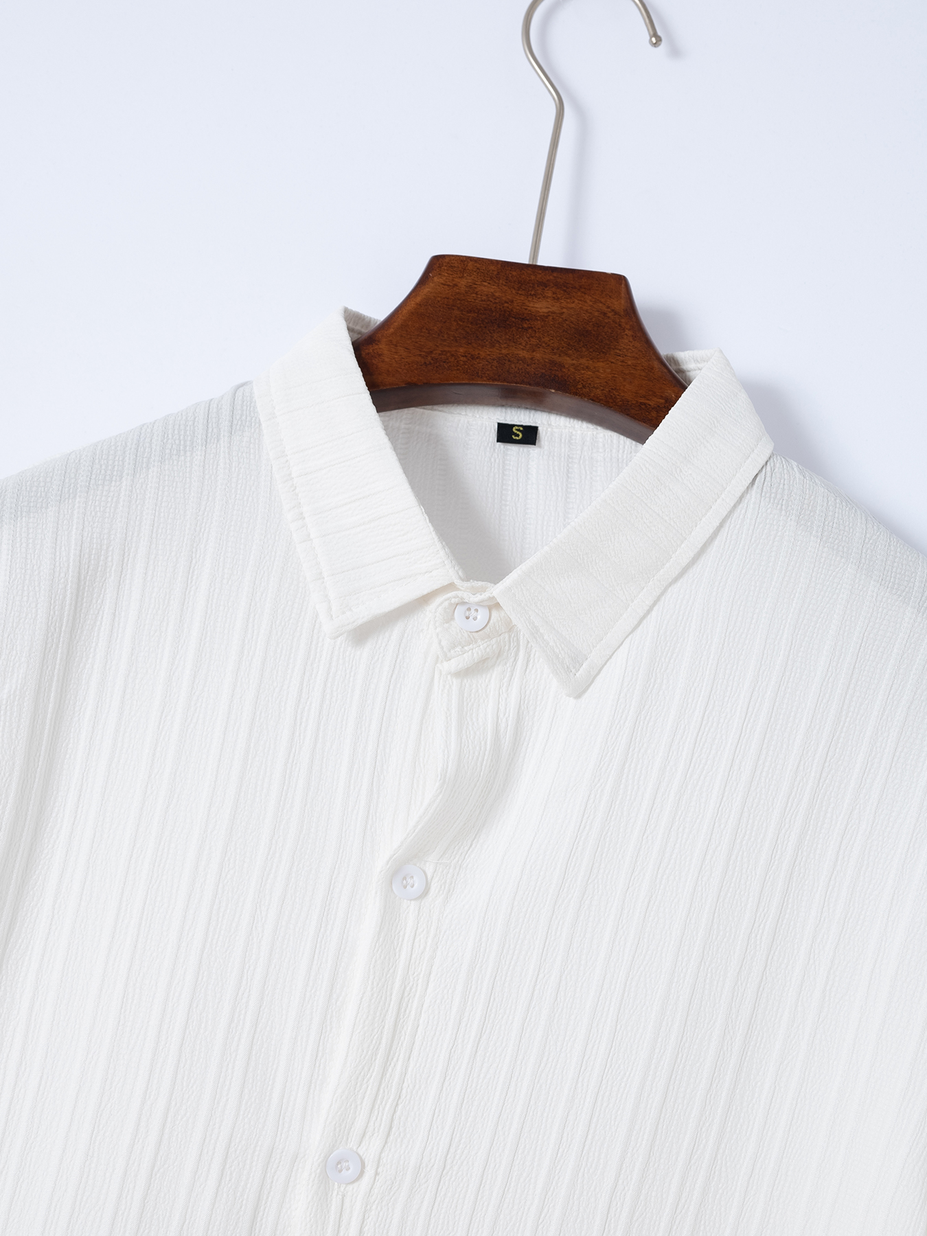 Nouvelle Collection 2024 : Ensemble de Plage Homme Tendance – Chemise Décontractée Manches Courtes Couleur Unie et Short Ample pour Sports de Plein Air