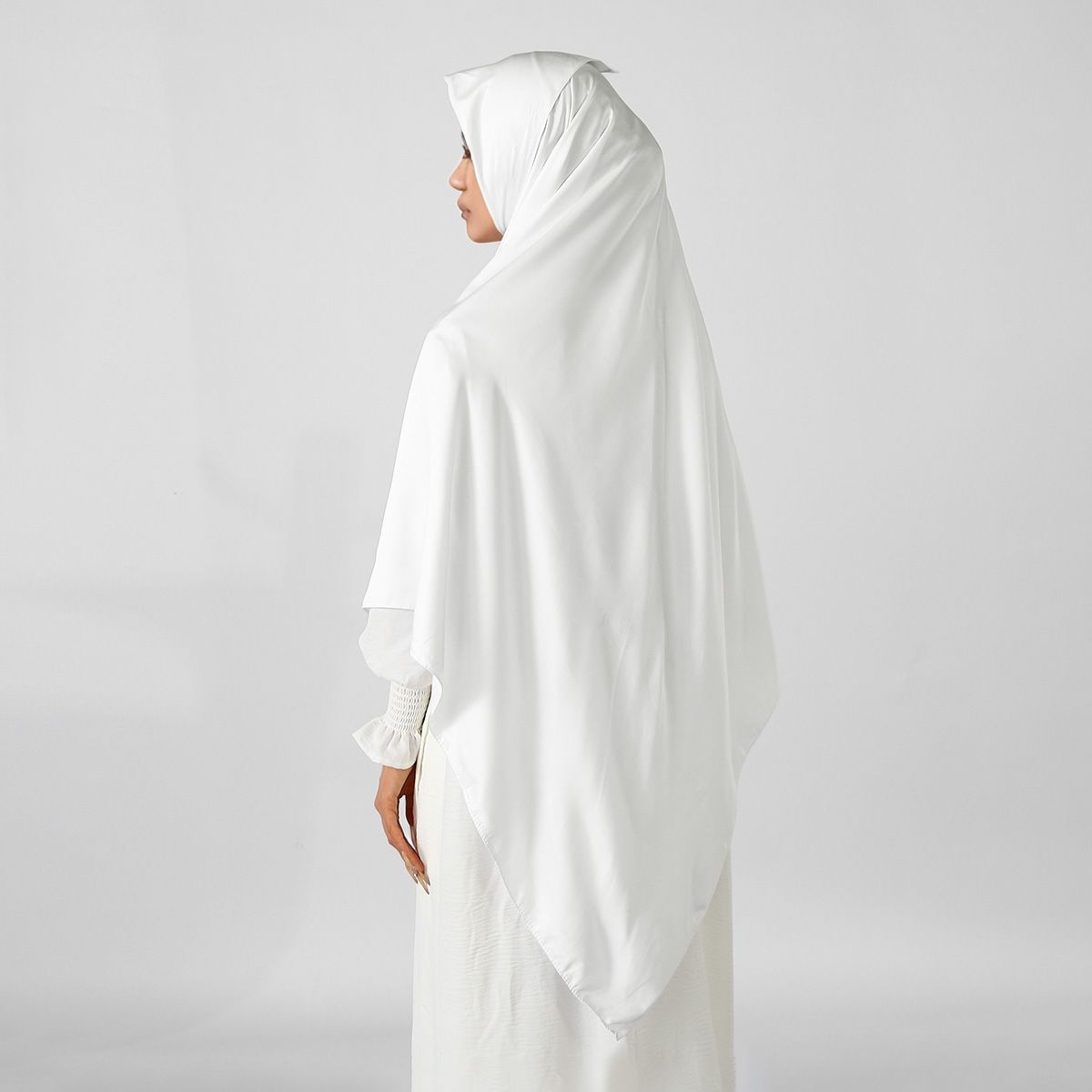 Hijab instantané en satin de soie pour femme musulmane, couleur unie, longue écharpe, foulard quotidien, turban doux pour Ramadan et Eid