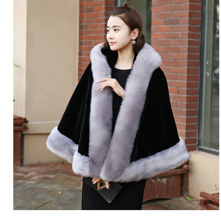 Femmes nouveau hiver fausse fourrure châle cape style court Haining fausse fourrure de renard épais à capuche coupe-vent femmes veste manteaux pour les femmes