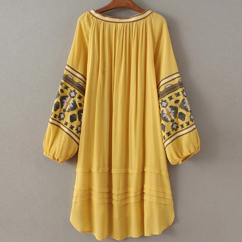 Robe Boho en coton pour femmes, broderie florale, col rond, pompon, lanterne, manches longues, chemise Vintage, décontractée, vacances