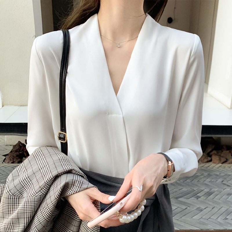 Chemisier blanc à col en V pour femme, élégant et chic, en mousseline, idéal pour le bureau, collection Printemps-Été 2026, haut léger à manches longues