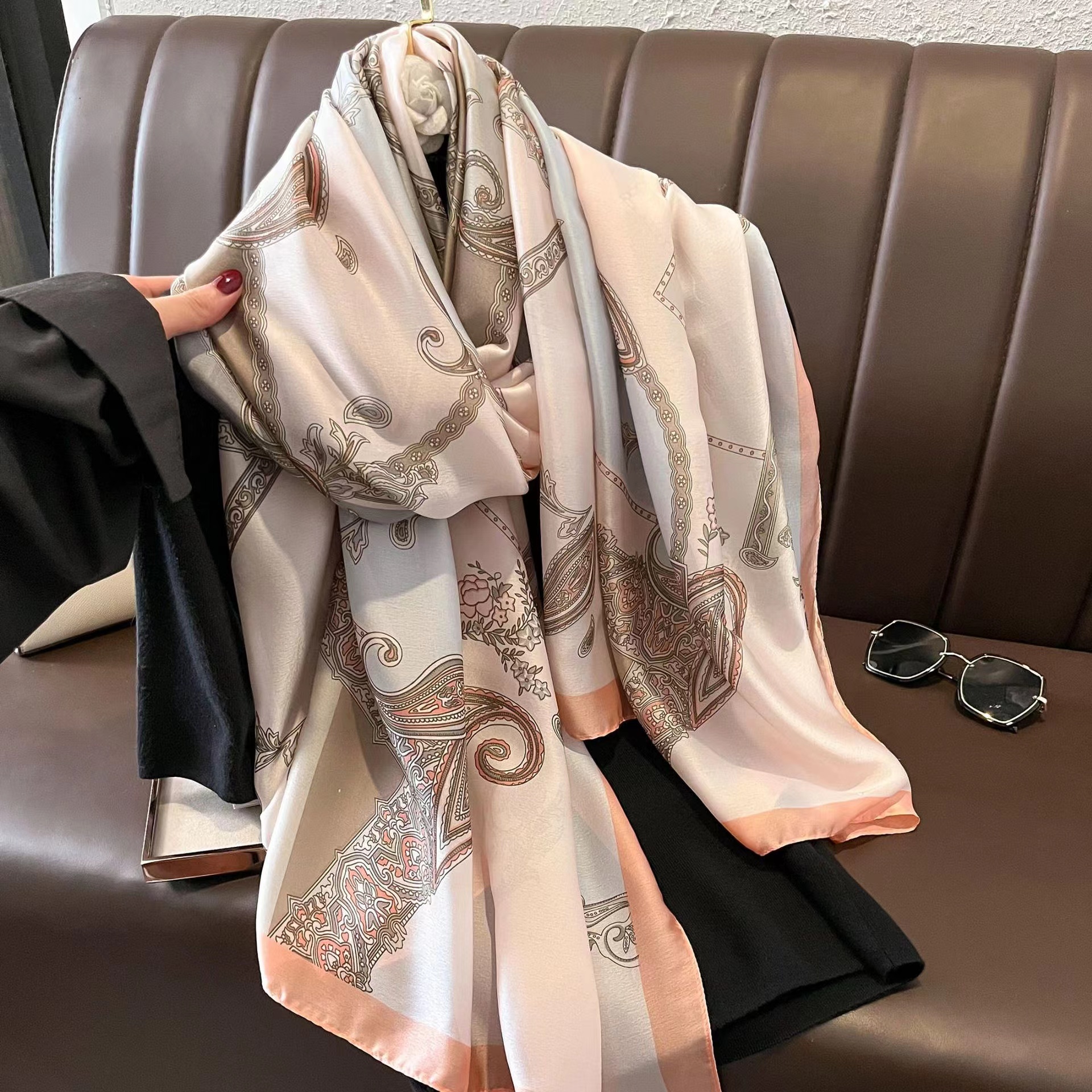 Foulard de marque de luxe pour femmes, 180x90cm, châle enveloppant, silencieux, Hijab Bufanda, Bandana, étoles de plage, 2022 soie