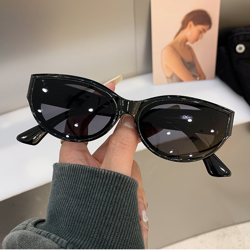 Lunettes de soleil à monture narrétro pour femmes, lunettes de soleil UV400, mode vintage, extérieur, voyage, style de rue, été