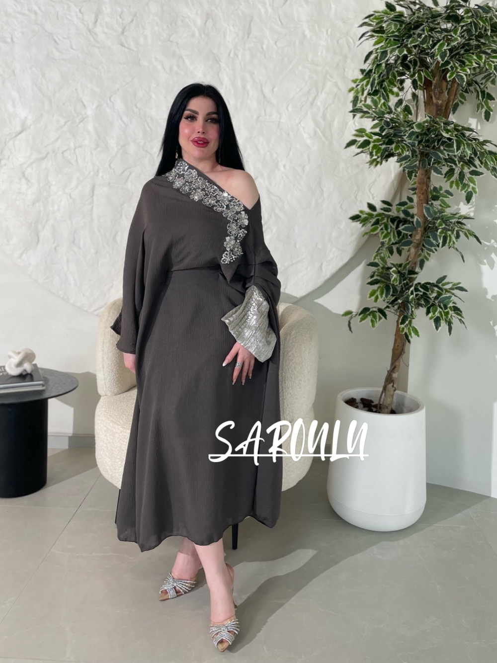 Robe de soirée en sequins argentés brodés, grande taille, épaules dénudées, robe de bal pour femmes, abaya fluide, moderne, élégante, tenue de soirée