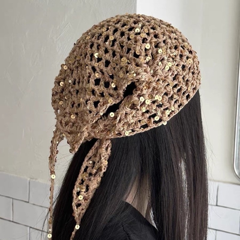 Écharpe triangulaire en tricot ajouré à paillettes style Ins pour femme, polyvalente, décontractée, pour l'été, les voyages et les photos, style Y2K, bonnets et bandeaux