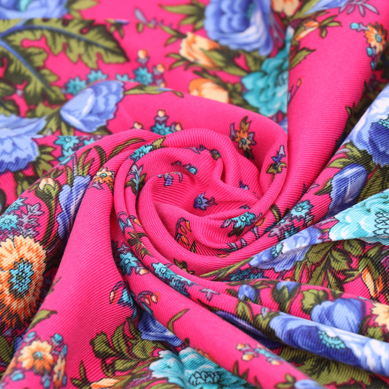 Nouveau Foulard Ethnique pour Femme, Hijab, Écharpe Musulmane Imprimée à Pompons, Châle Chaud pour Femmes d'Âge Moyen et Âgées, Bandana Carré