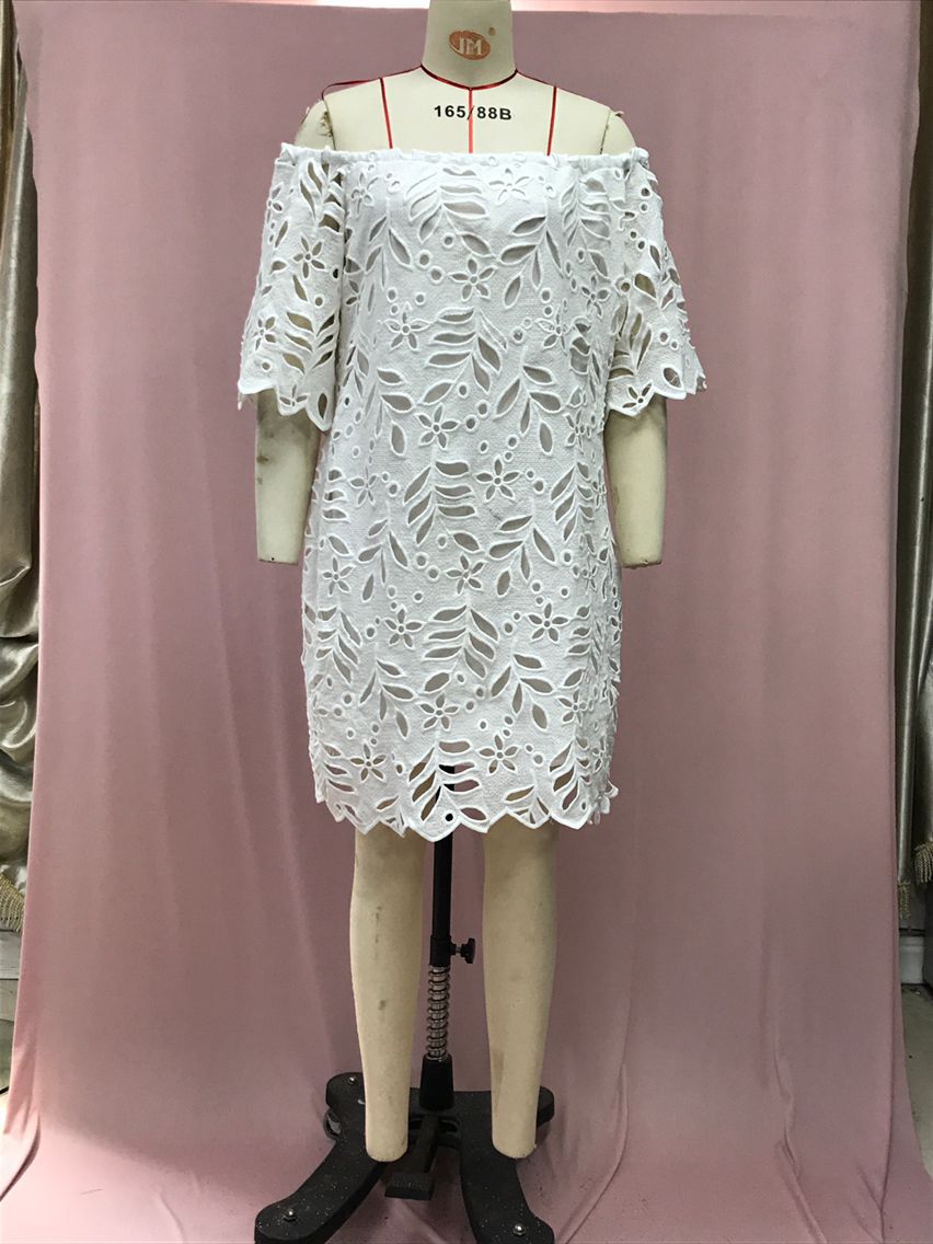 Robe en dentelle pour femmes, vêtements d'été, Streetwear, col bateau, sans bretelles, mode, jupe courte, élégante, couleur unie, pull, robes féminines, 2024