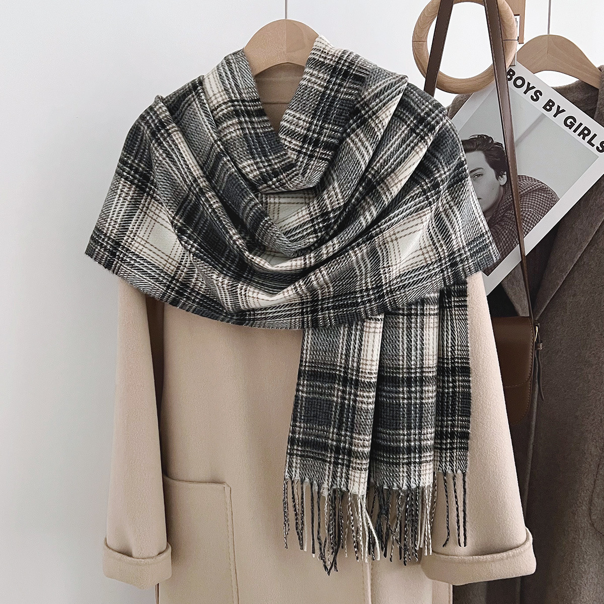 Marque de luxe Plaid cachemire écharpe femmes hiver chaud Pashmina britannique classique treillis gland Echarpe silencieux dame châles