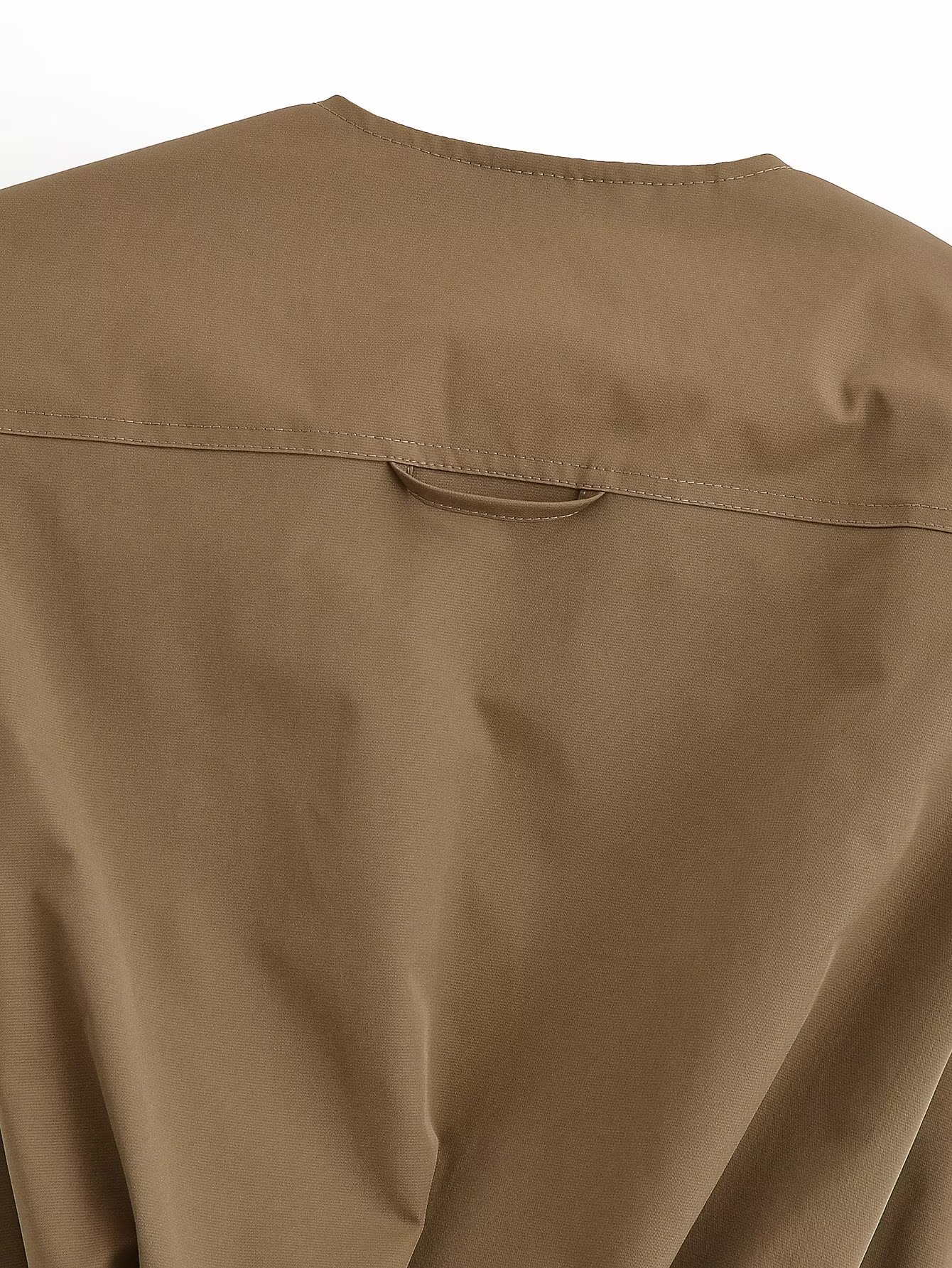 KONDALA Mode 2026 – Nouveauté : Ensemble décontracté vert armée pour femme, col rond, gilet plissé ample + pantalon long à poches, style vintage chic