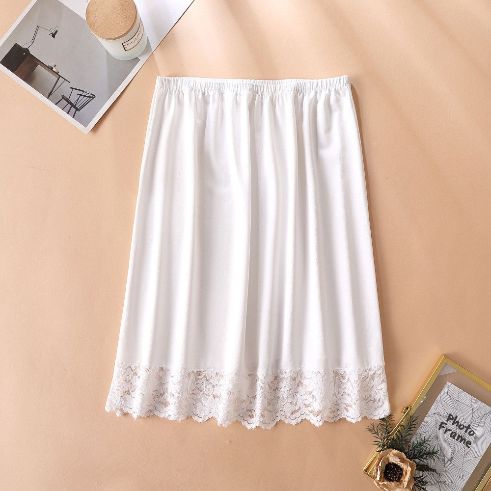 Mince glace soie Modal femme demi-longueur jupe dentelle Anti-pénétration sous-jupe Anti-éblouissement maille fleur intérieur jupe courte femmes