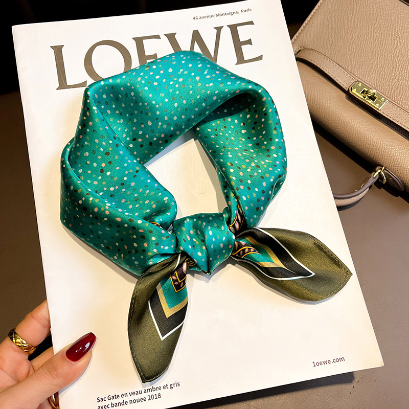 Foulard imprimé Mulberry pour femme, Foulard de la présidence, Bandana rond et carré, Foulard Hijab, Foulards pour cheveux, Mode de créateur, Luxe, 100%