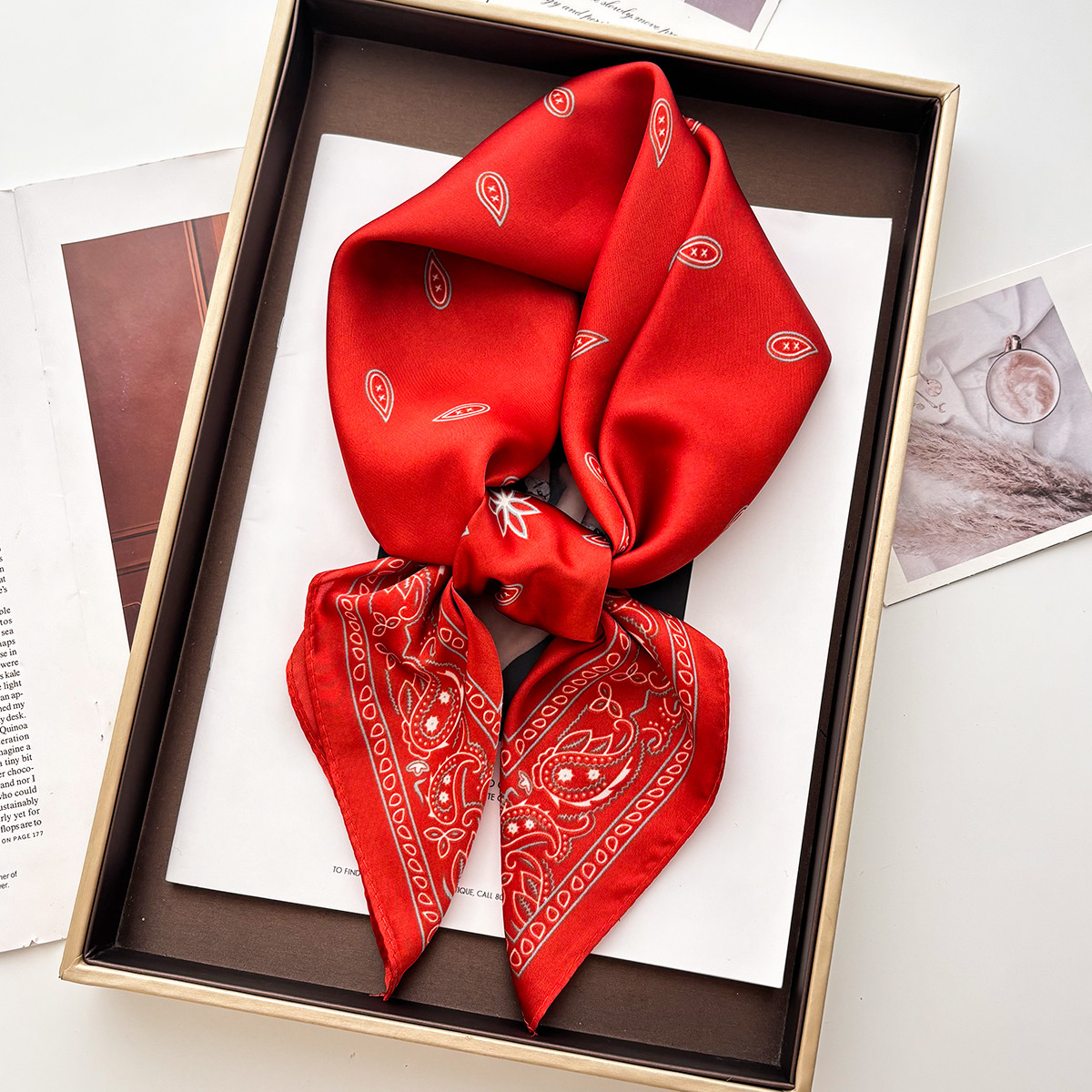 Mode impression femmes carré écharpe soie sentiment foulard Bandana dame printemps châle foulards enveloppement tête foulard bandeau de cheveux cravates