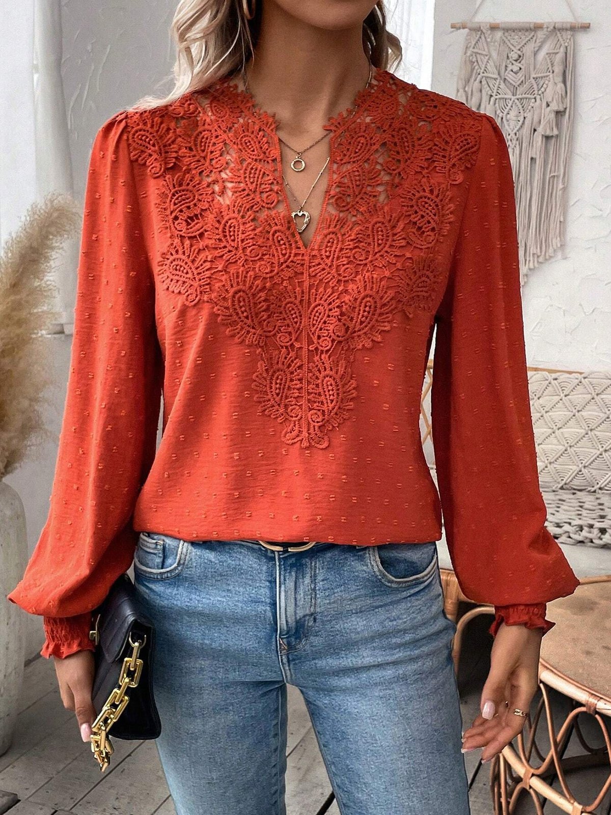 Pull à manches longues pour femmes, tendance, Sexy, dentelle, col en V, manches bouffantes, hauts mignons, automne 2024