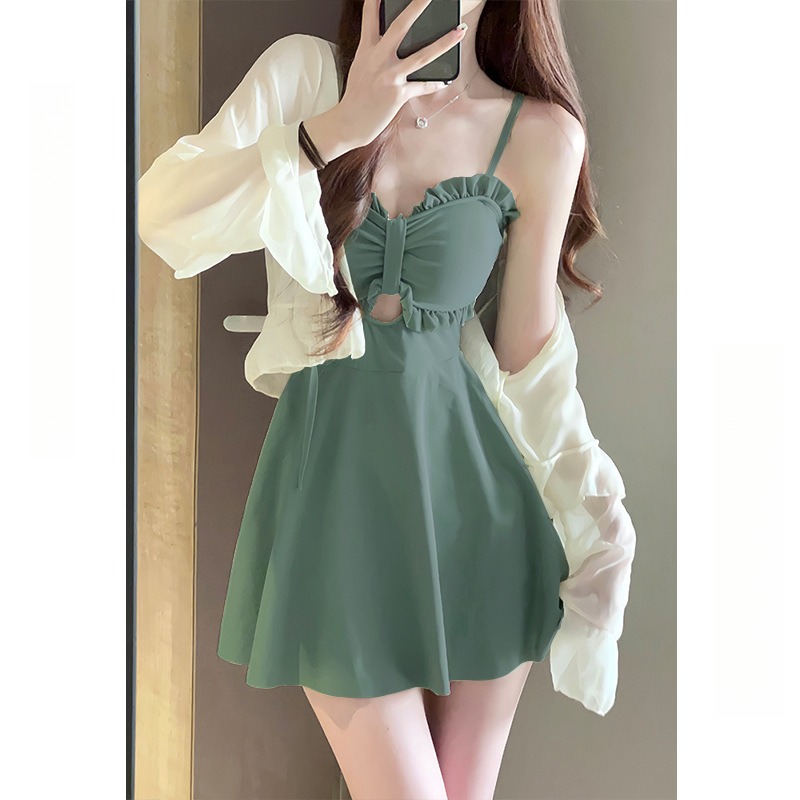 Maillot de bain une pièce pour femmes, jupe conservatrice fine, vert avocat, haut de gamme, sensuel, printemps chaud, nouvelle collection été 2025