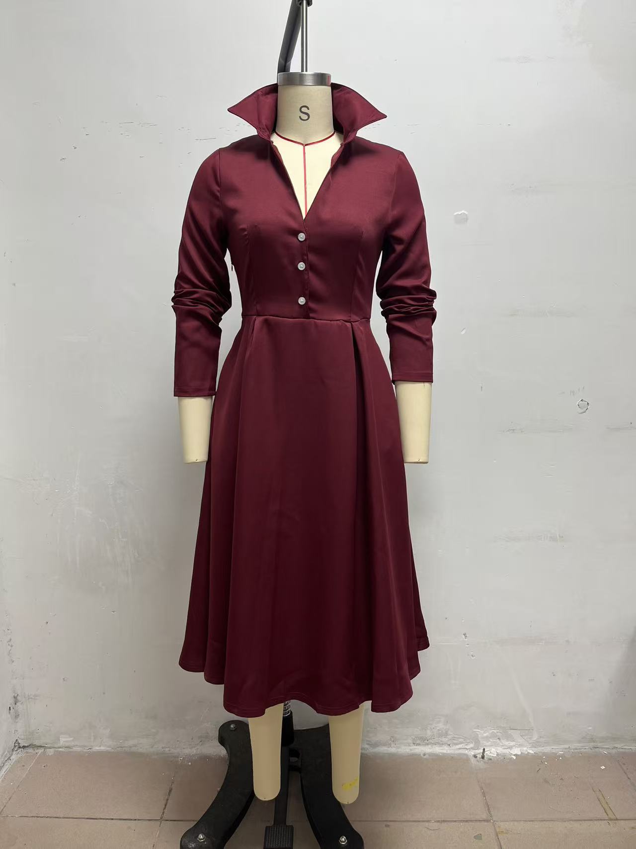 Robe midi élégante pour femmes, automne-hiver 2026, col en V, manches longues, taille cintrée, robe de bureau tendance