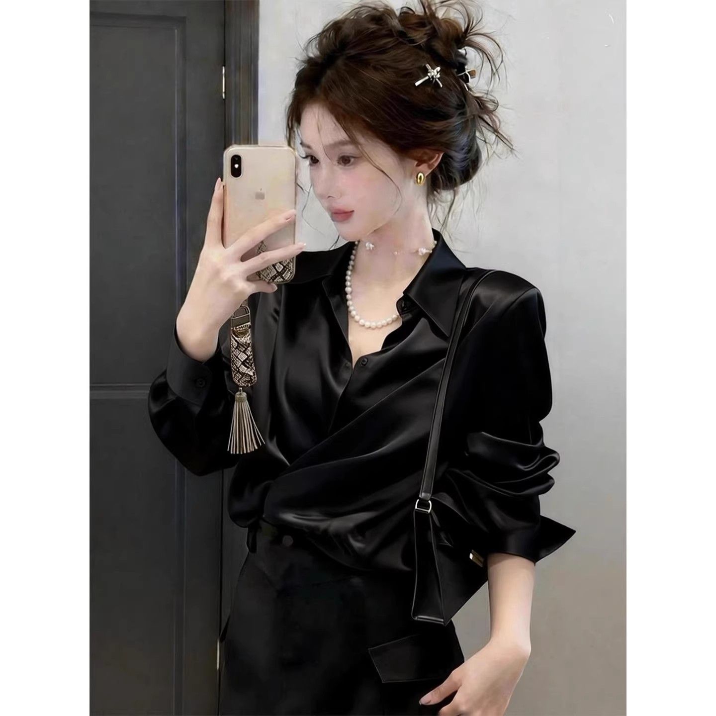 Chemisiers et blouses pour femmes, printemps-été, nouveau modèle, manches longues, boutonnées, haut en satin blanc fin, tenue de bureau pour femme, vêtements féminins tendance